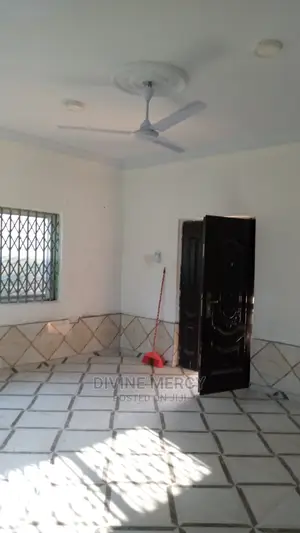 2bdrm Apartment in Divine Mercy Agency, Kasoa for rent