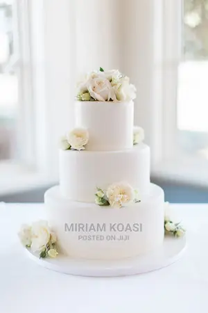 Wedding Cake: 3 Layers