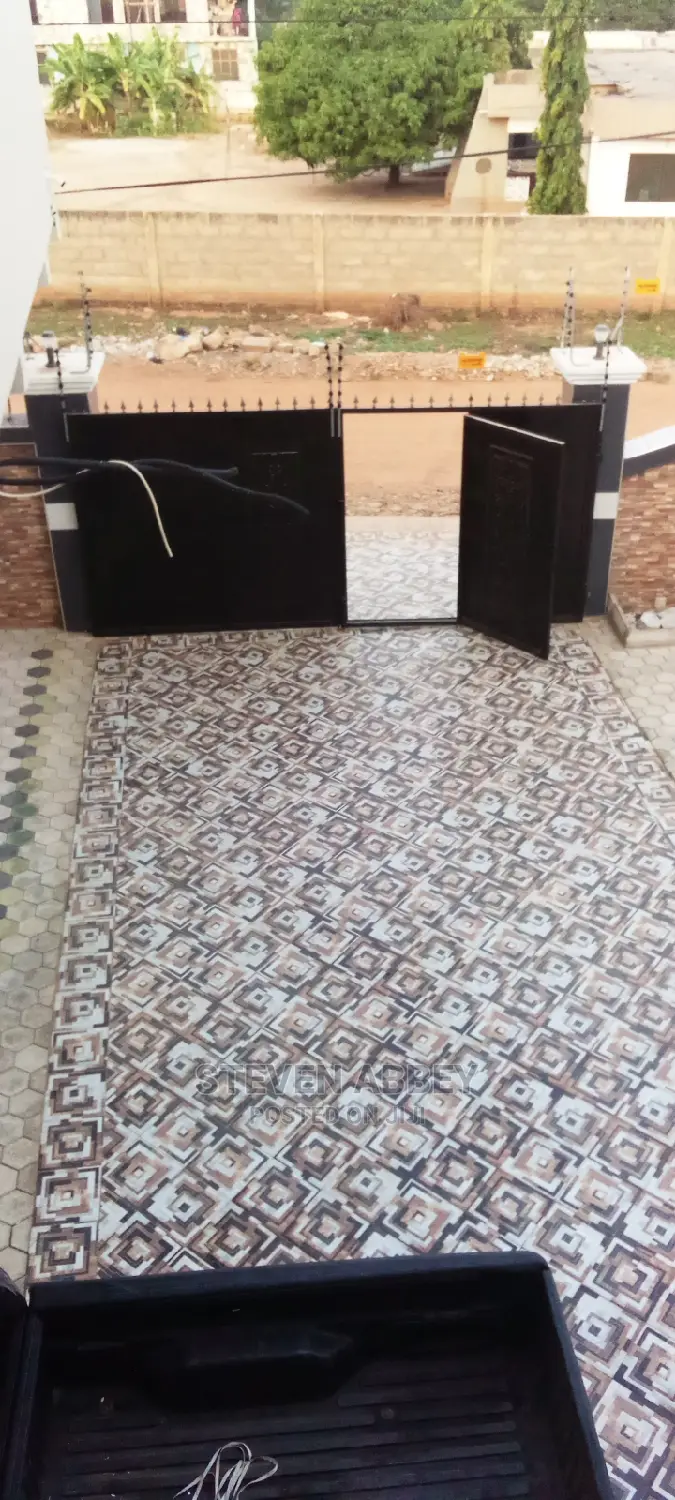 2bdrm Apartment in Stephen, Teshie for Rent
