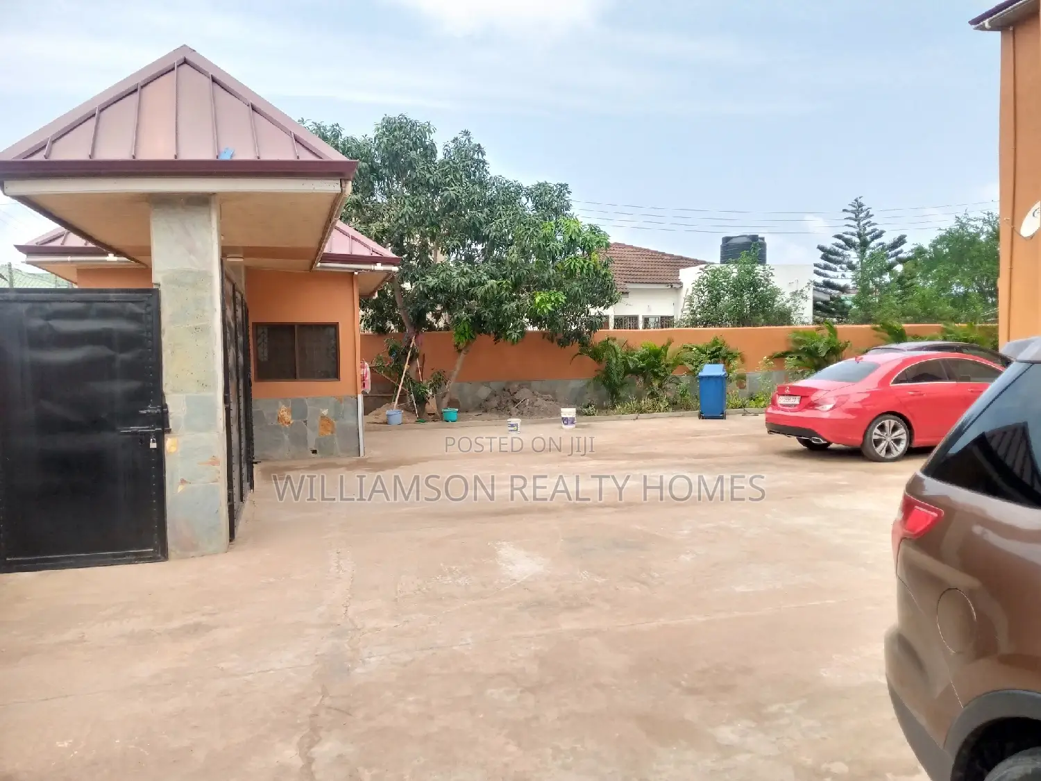3bdrm Apartment in Community 18, Spintex for rent
