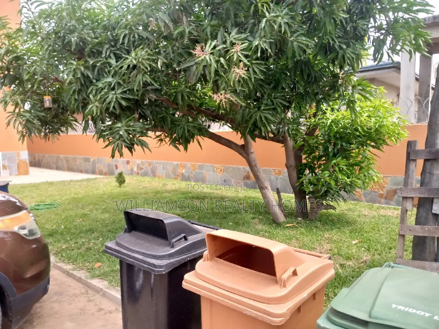 3bdrm Apartment in Community 18, Spintex for rent