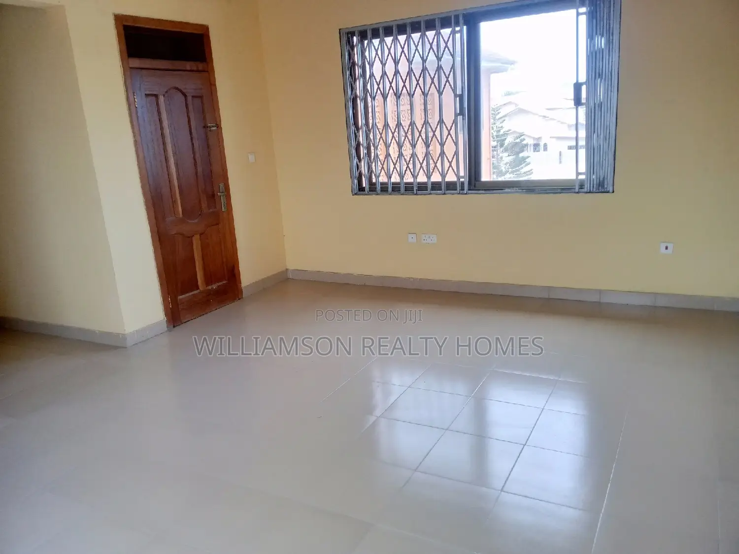 3bdrm Apartment in Community 18, Spintex for rent