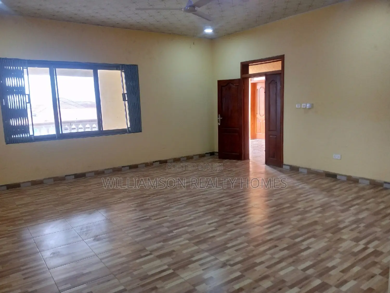 3bdrm Apartment in Community 18, Spintex for rent