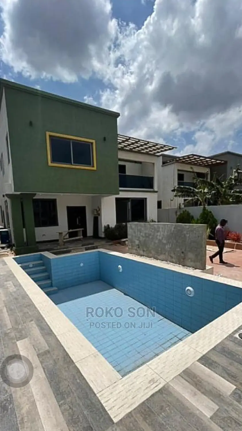 4bdrm Duplex in Dr Roko, East Legon for Sale