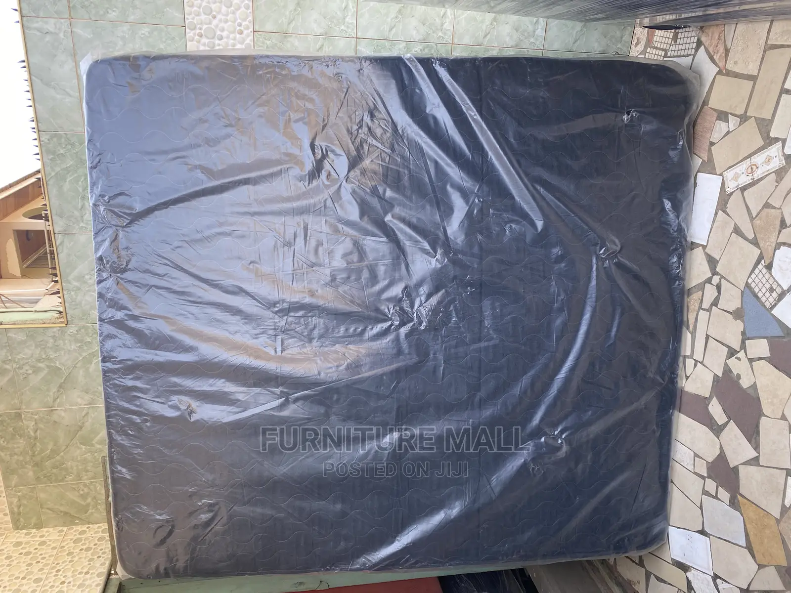 Great Kingsize Mattres 14 Inches( Brand New) . Free Deli