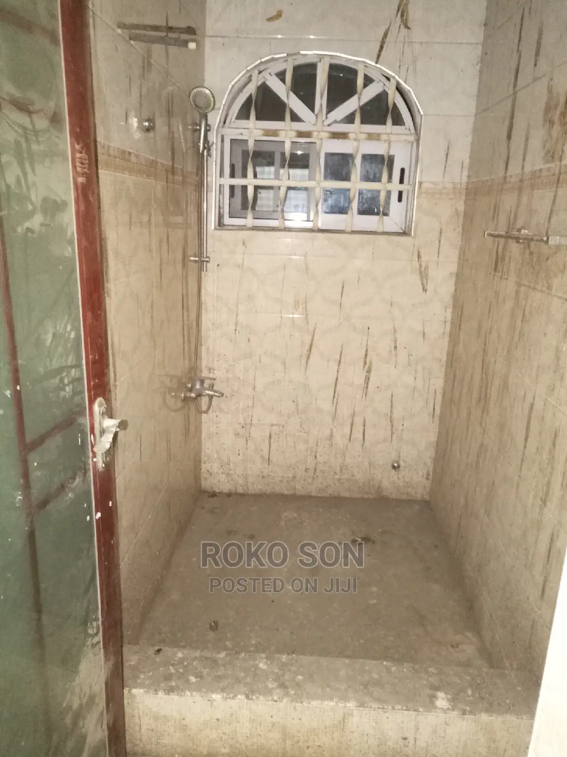 2bdrm Apartment in Dr Roko, Accra Metropolitan for rent