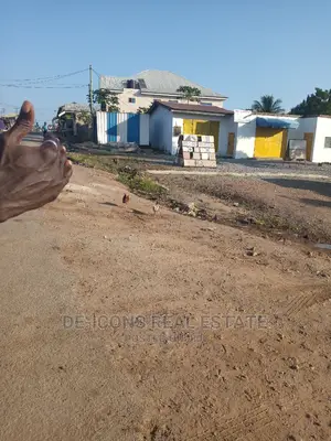 Commercial/ Roadside 2 Plots of Land 4 Sale