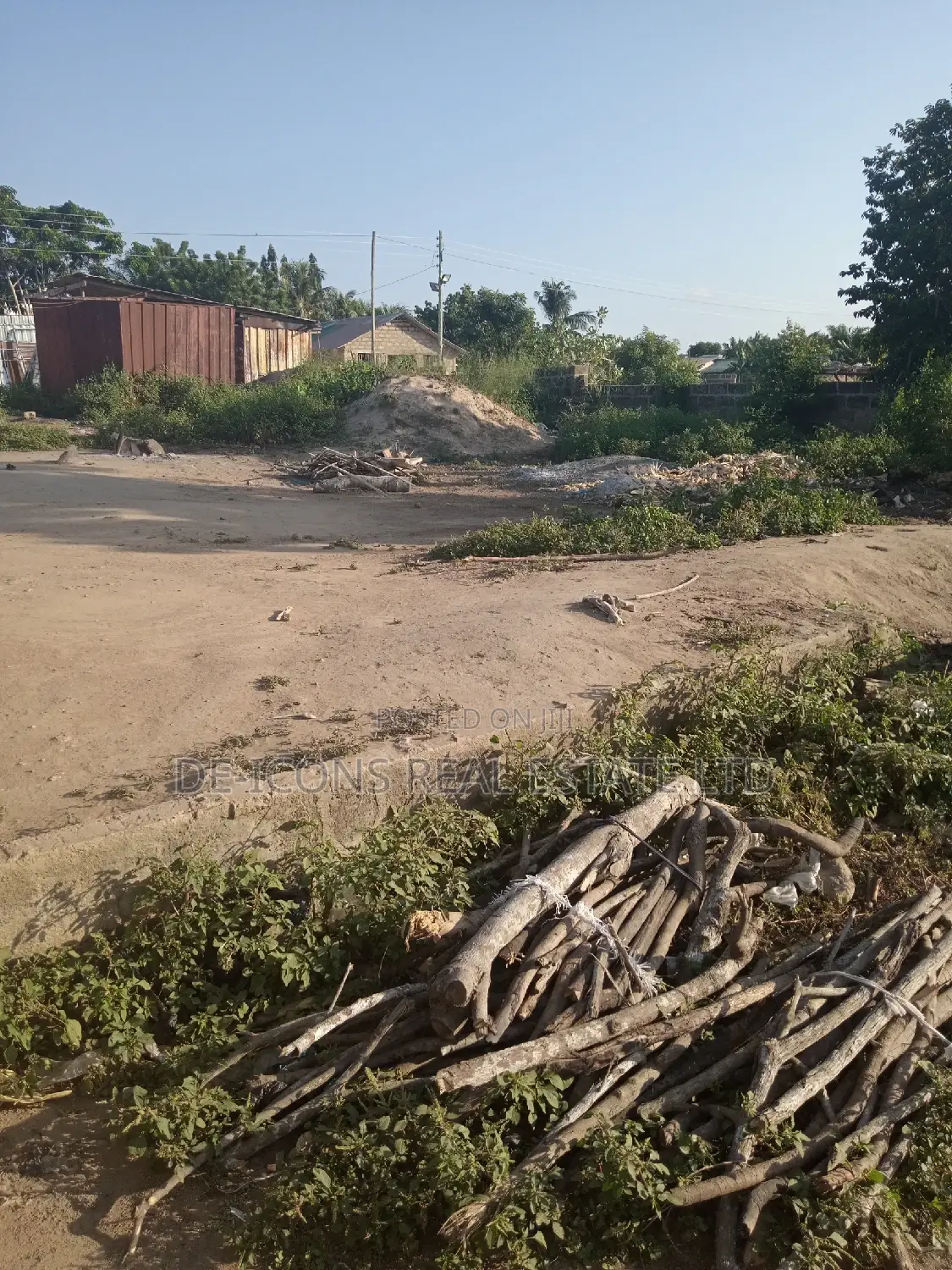 Commercial/ Roadside 2 Plots of Land 4 Sale