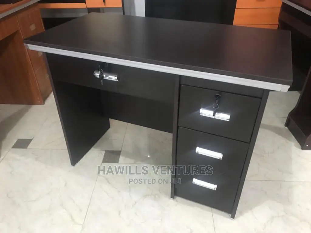 Meduim Office Desk