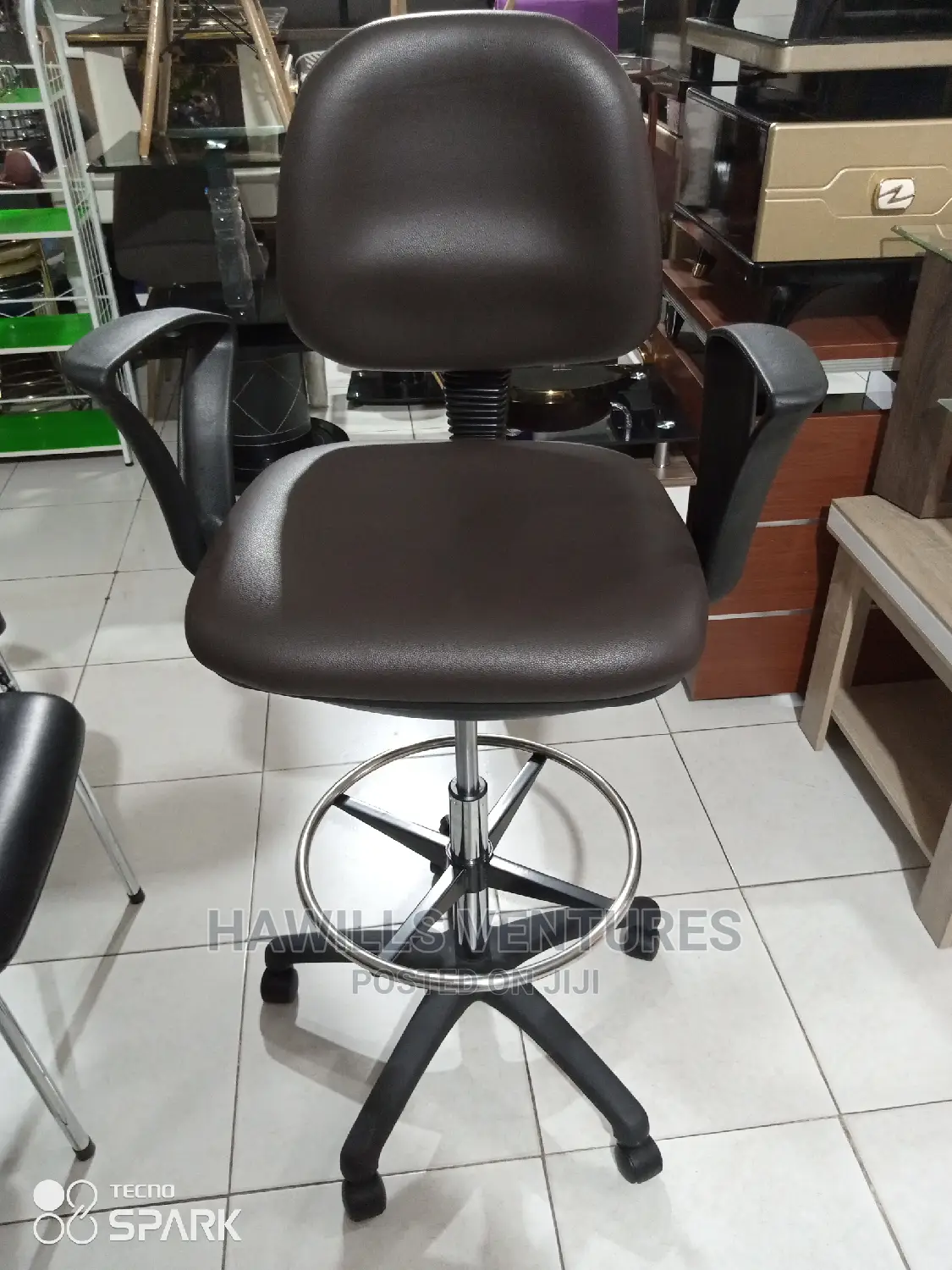 Tellers Chair