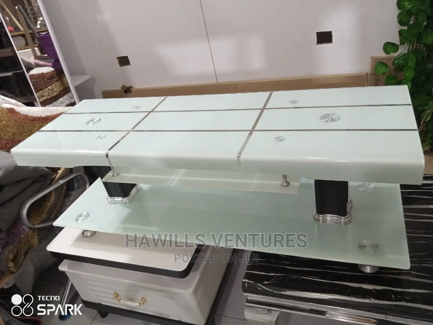 Strong Glass Tv Stand