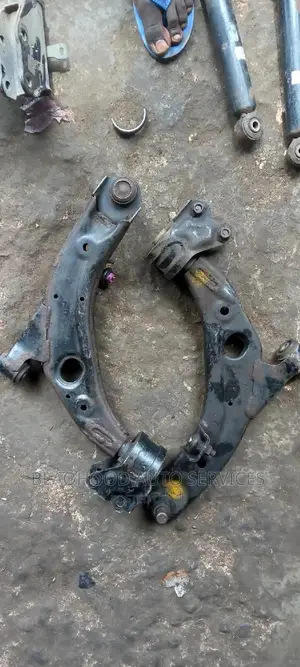 LOWER ARM Home Used Pair for All Cars in Stock