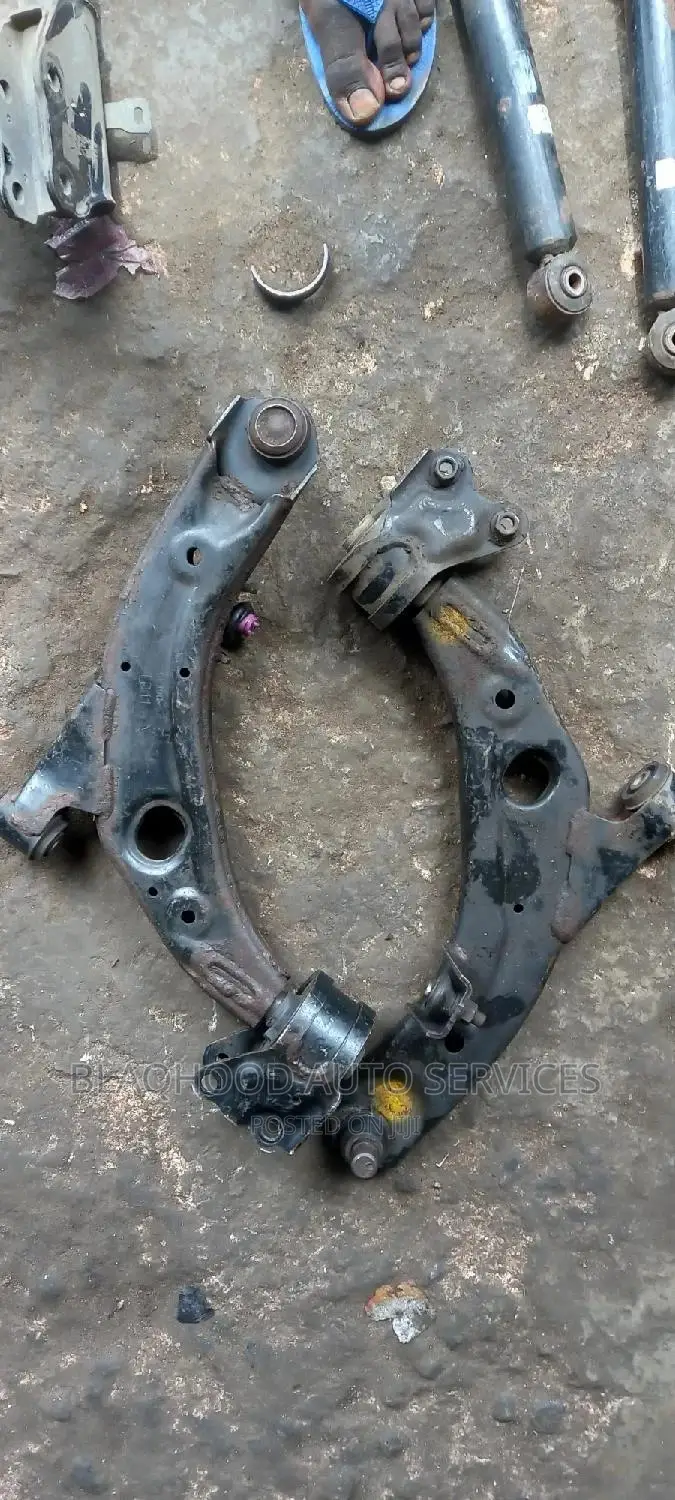 LOWER ARM Home Used Pair for All Cars in Stock