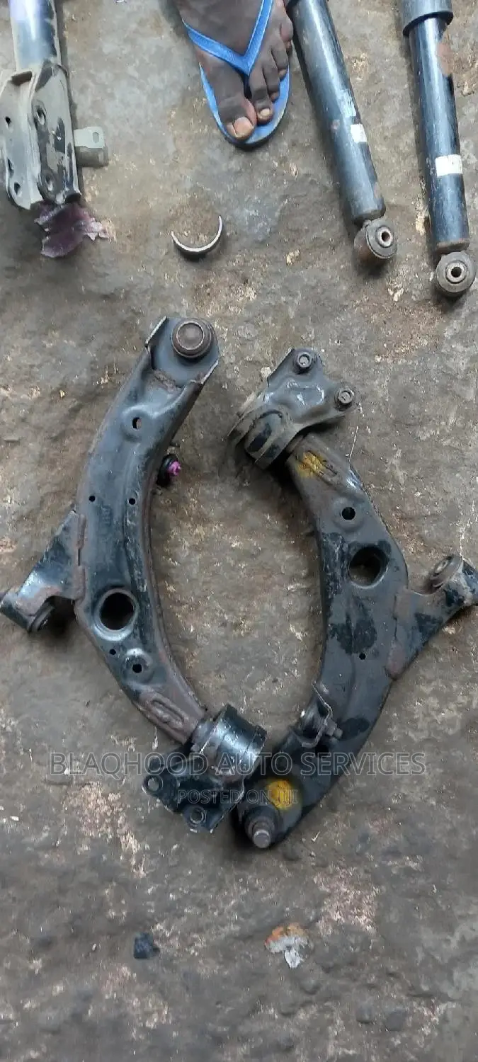 LOWER ARM Home Used Pair for All Cars in Stock