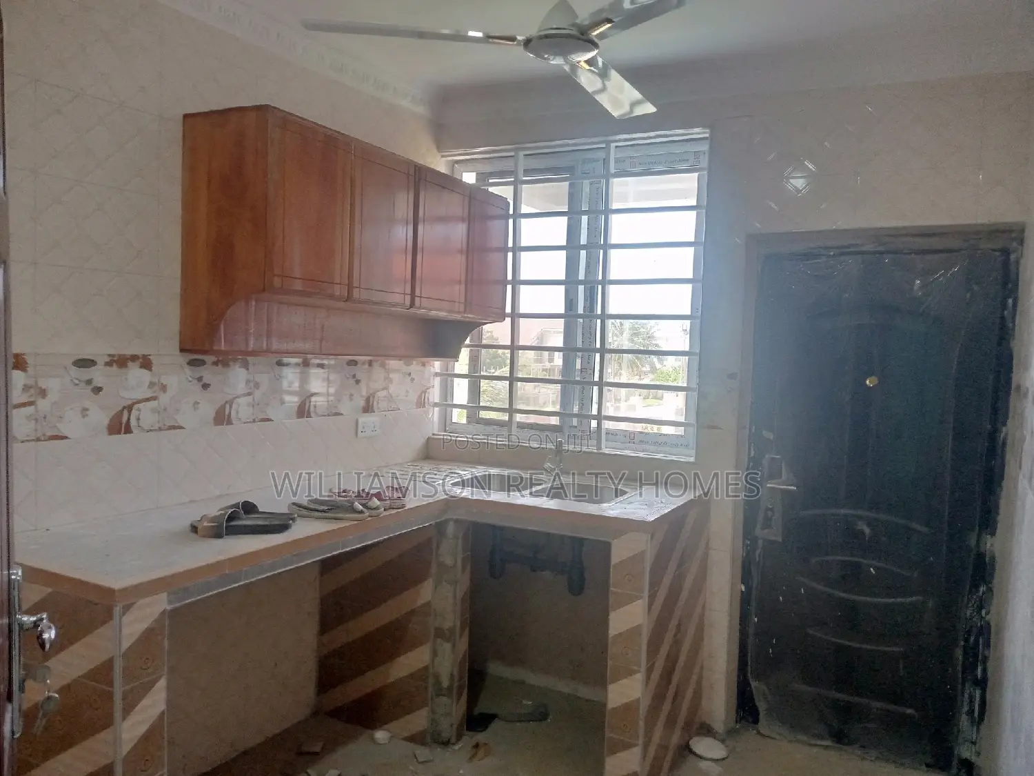 2bdrm Apartment in Spintex Road for rent