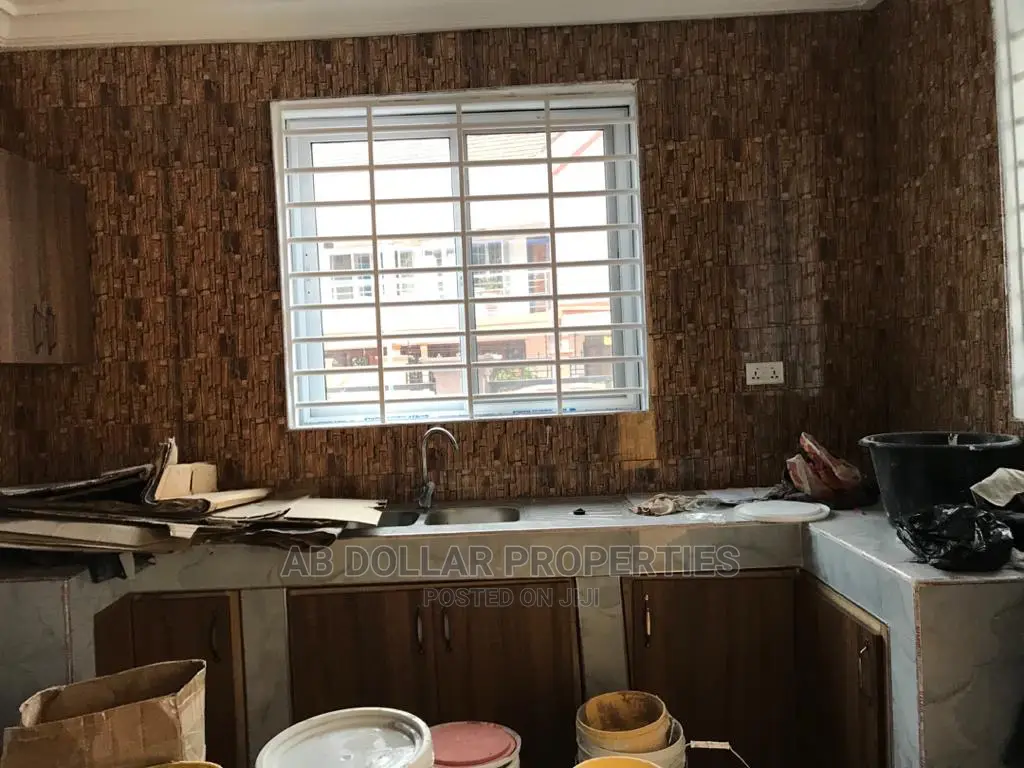 2bdrm House in Spintex for rent