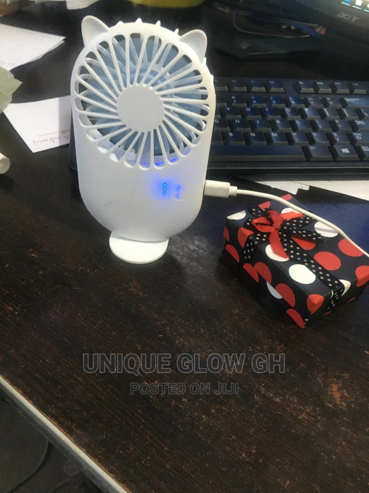 Mini Hand Held Portable Desk Fan Cooler