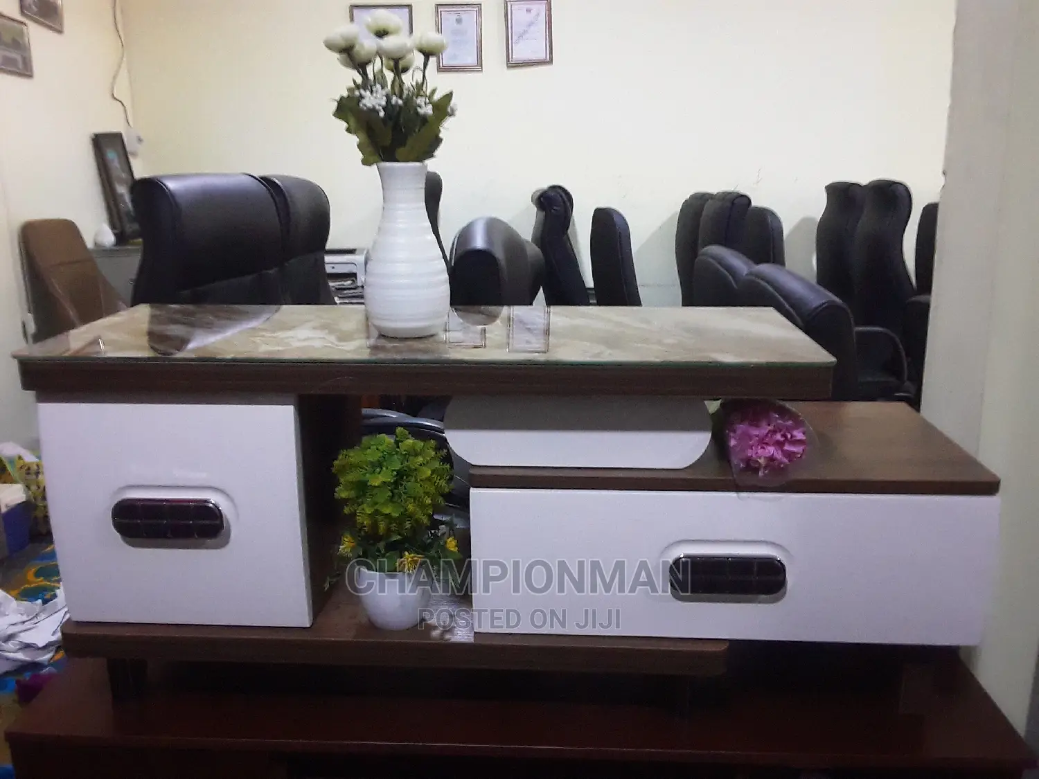 Tv Stand Adjastable