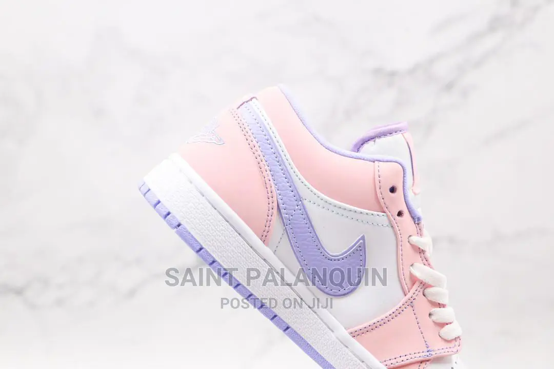 Nike Jordan Low