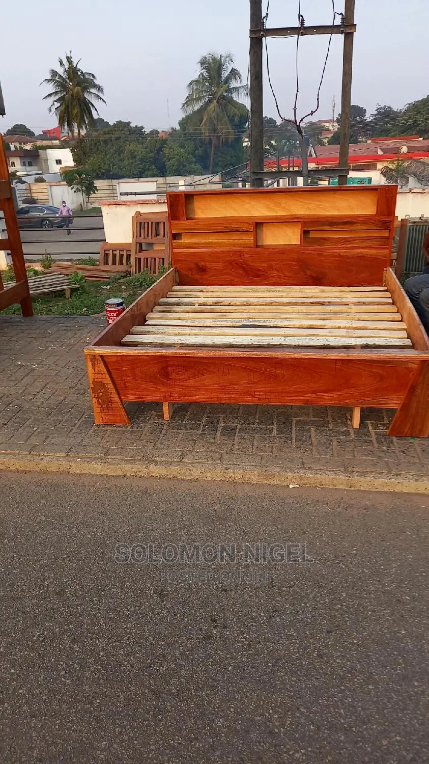 Queen Size Bed, 72"/75"