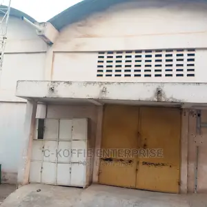 400sqm Warehouse 4 Rent at Abeka NIA