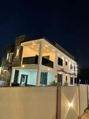 4bdrm Duplex in East Legon for Sale