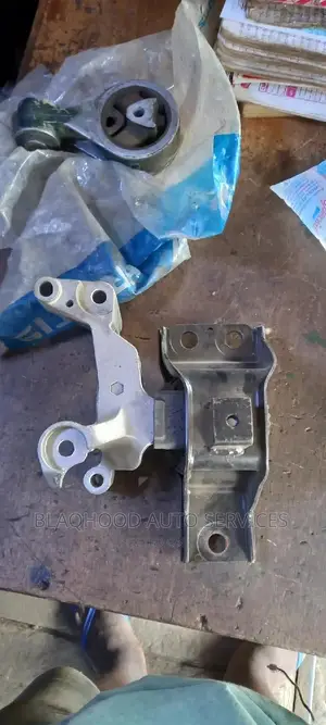 Engine and Gearbox Seat(Mount) for All Cars Available
