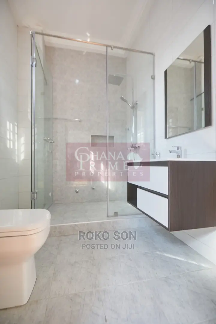 4bdrm Duplex in Dr Roko, American House for Rent