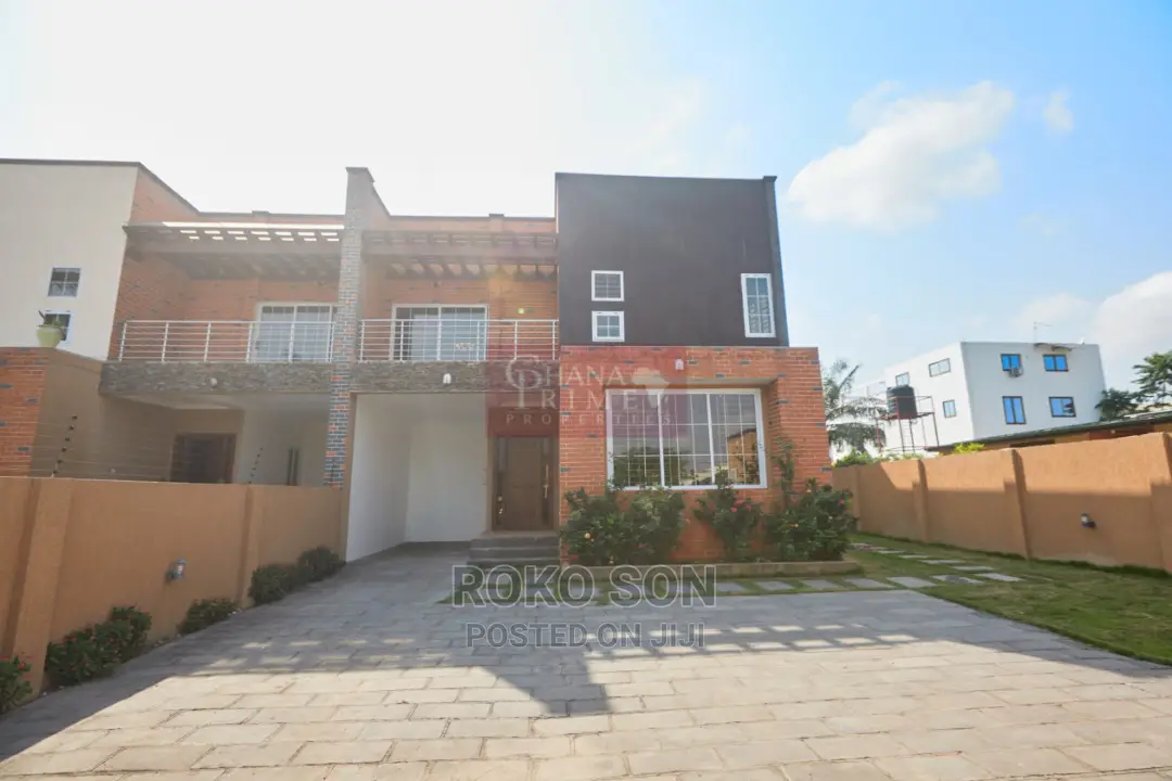 4bdrm Duplex in Dr Roko, American House for Rent