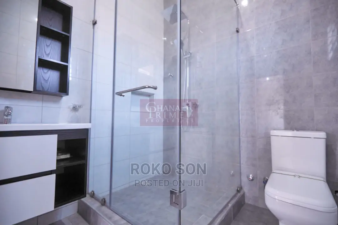 4bdrm Duplex in Dr Roko, American House for Rent