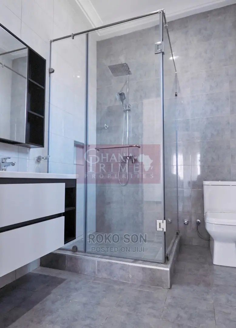 4bdrm Duplex in Dr Roko, American House for Rent
