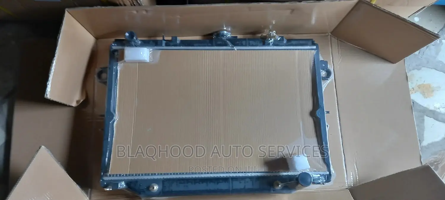 Toyota Corolla/Camry/Hilux/Tundra/Prado RADIATOR TANK