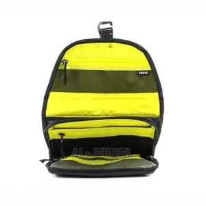 Thule Subterra Toiletry Bag TSTK-301 Dark Shadow