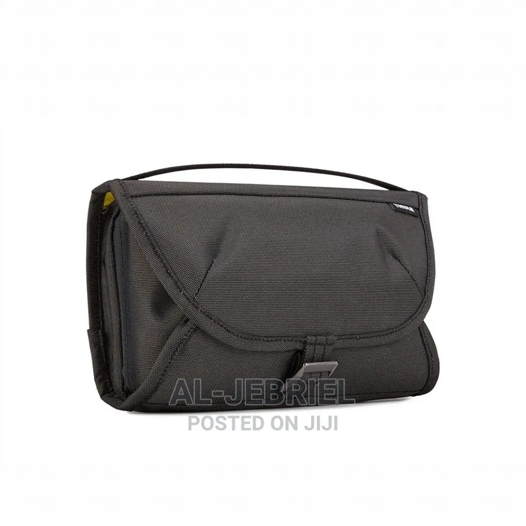 Thule Subterra Toiletry Bag TSTK-301 Dark Shadow