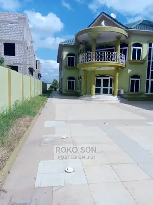 6bdrm Mansion in Dr Roko, East Legon for Sale