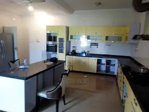 6bdrm Mansion in Dr Roko, East Legon for Sale