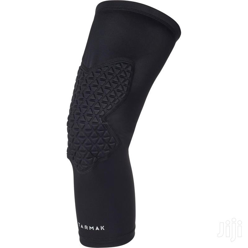 Basketball Knee Sleeve for Intermediate Players - Black