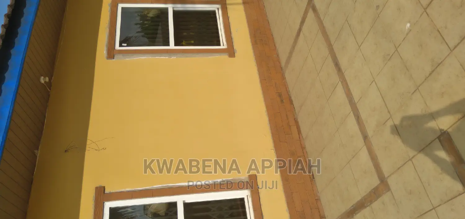 3bdrm House in Mark Estate At, Kumasi Metropolitan for sale