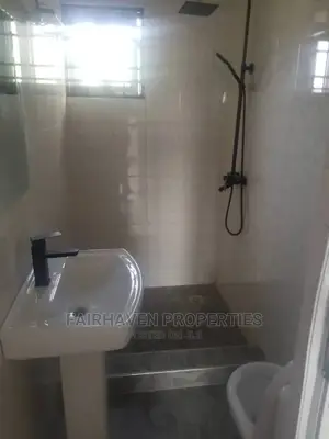 2bdrm Apartment in Tseaddo, Airport Residential Area for rent