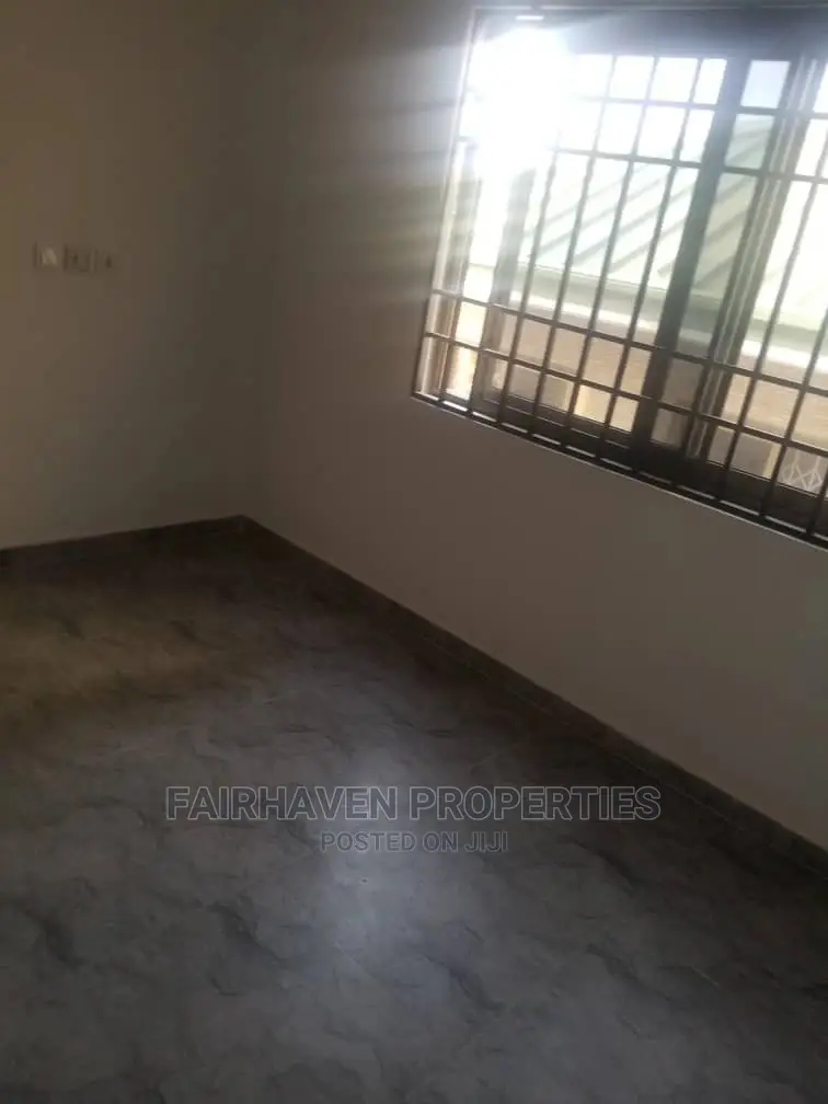 2bdrm Apartment in Tseaddo, Airport Residential Area for rent