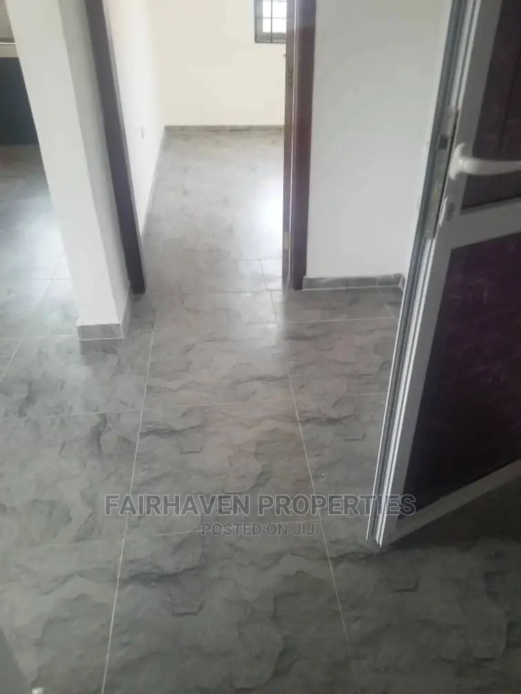 2bdrm Apartment in Tseaddo, Airport Residential Area for rent