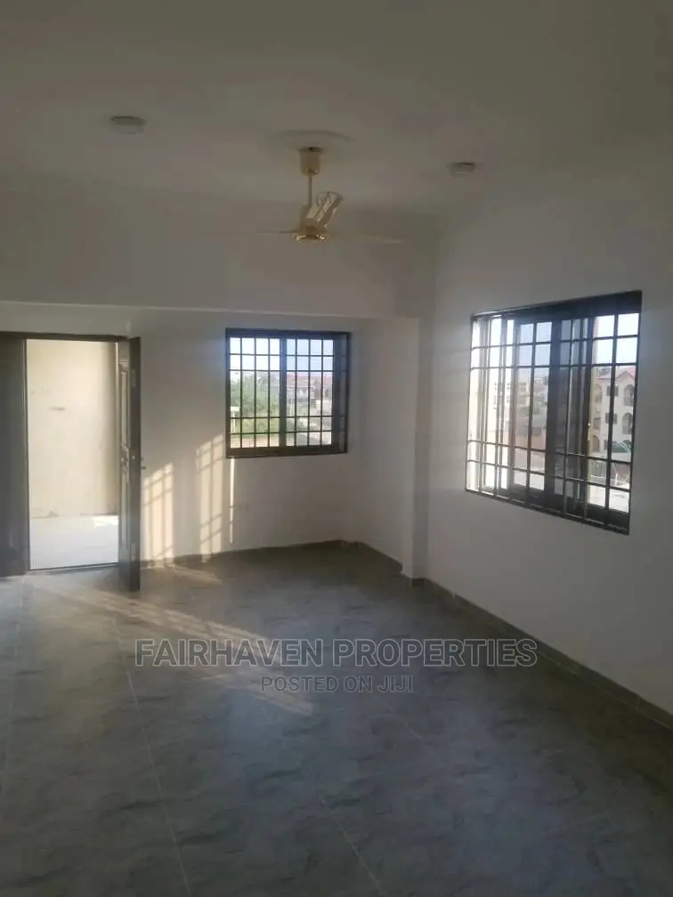 2bdrm Apartment in Tseaddo, Airport Residential Area for rent