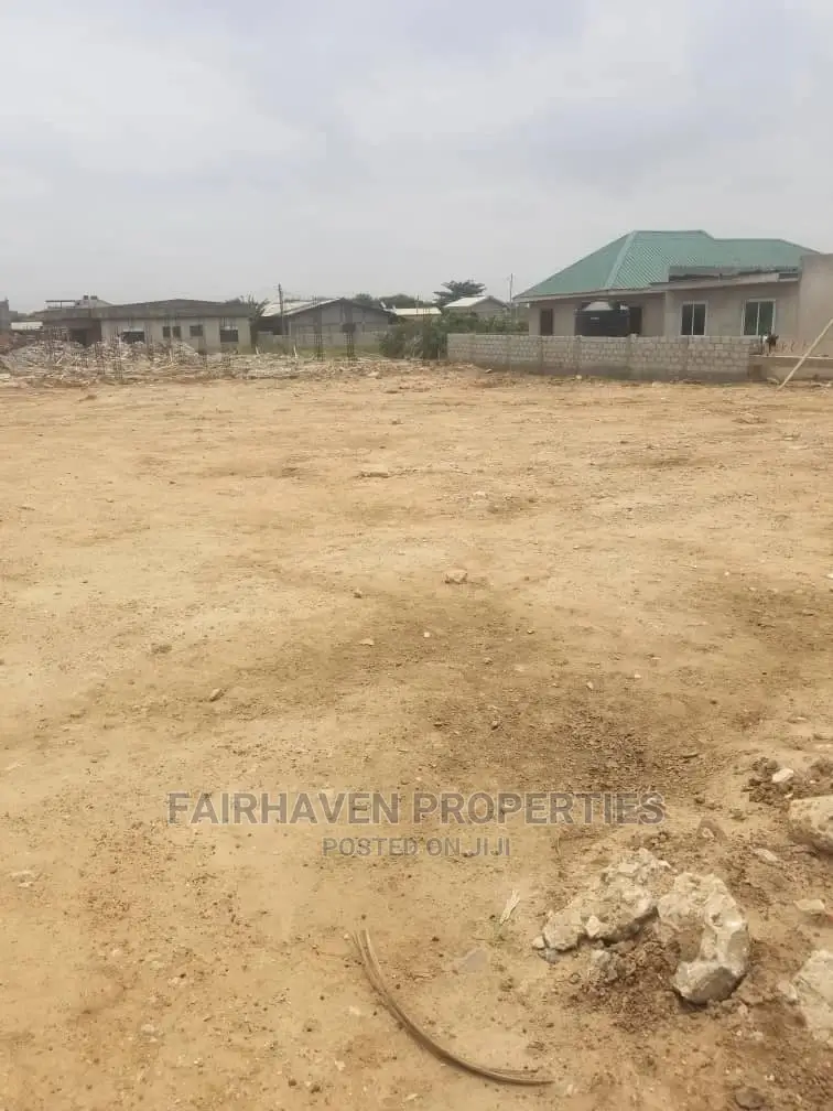 1 or 2 Plots of Land for Sale at Tseaddo