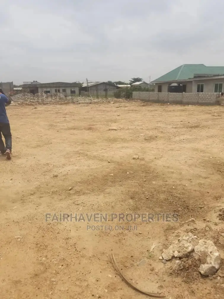 1 or 2 Plots of Land for Sale at Tseaddo