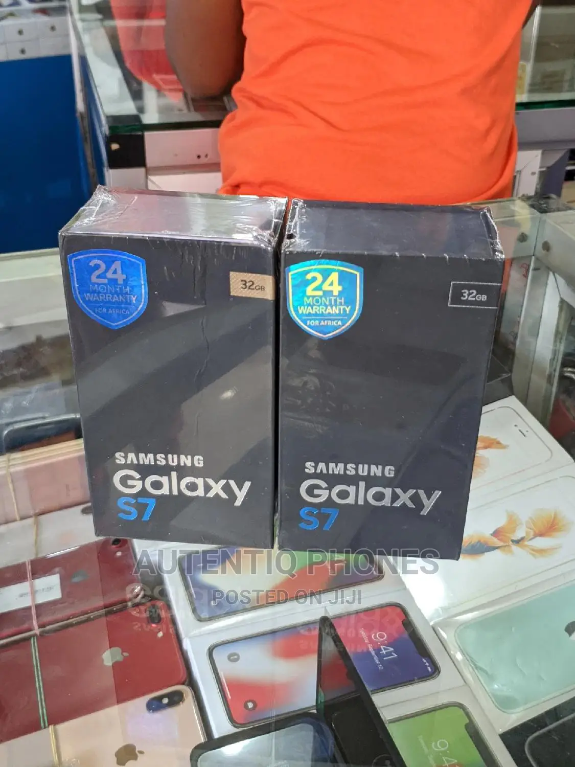 New Samsung Galaxy S7 32 GB Gold