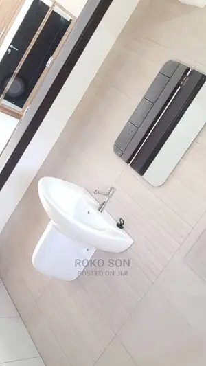 3bdrm House in Dr Roko, A&C Mall Area for rent