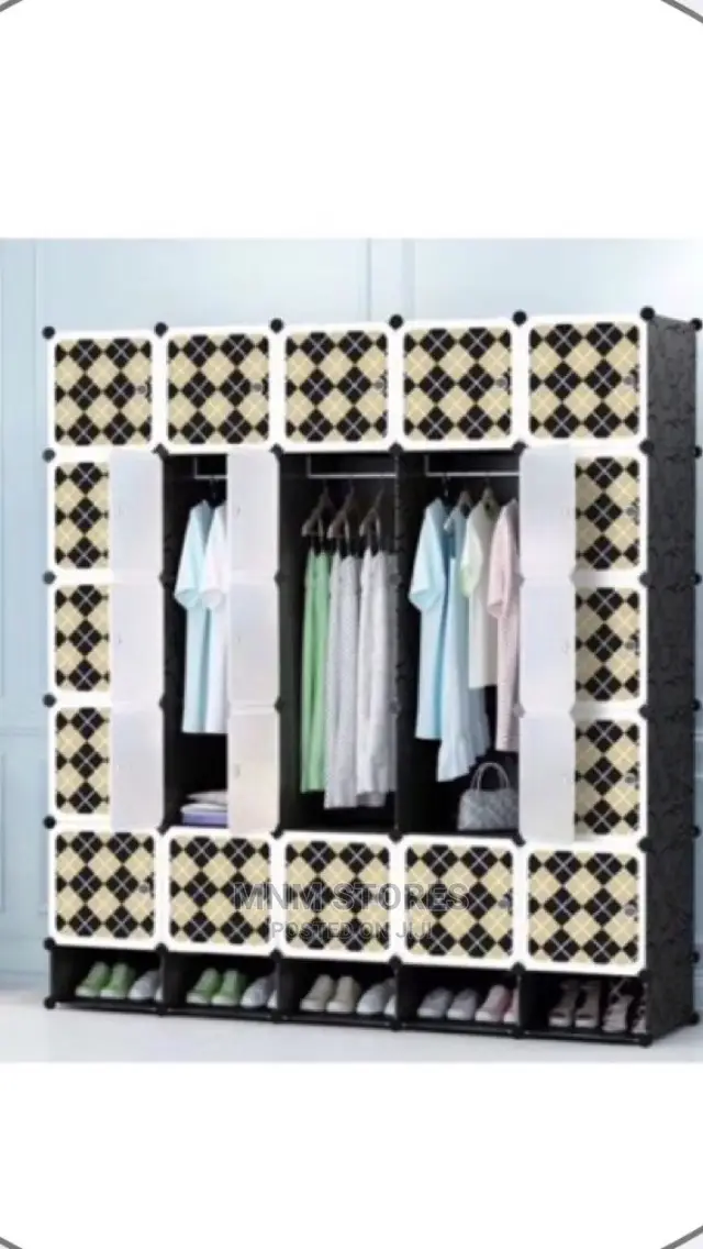Plastic Wardrobe 25 Cubes