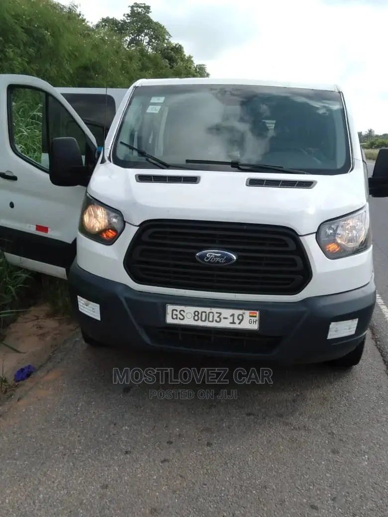 Vans for Rent? Ford Bus and Toyota Hiace