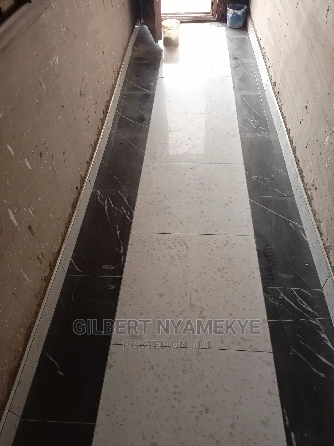 Professional and Experience Tiler for Your Project