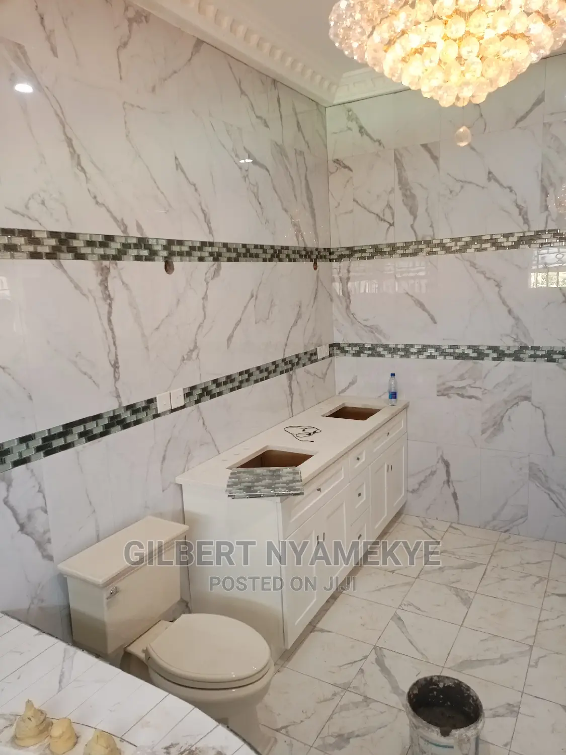 Professional and Experience Tiler for Your Project